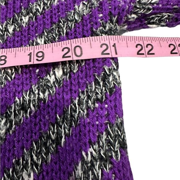 D. D. Sloane purple and gray heather chevron striped long sweater size large - Picture 7 of 11